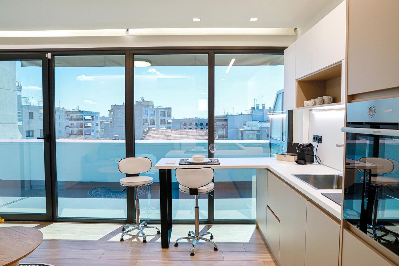 The First Key Luxury & Small Apartment In The Center Of Ксанти Екстериор снимка