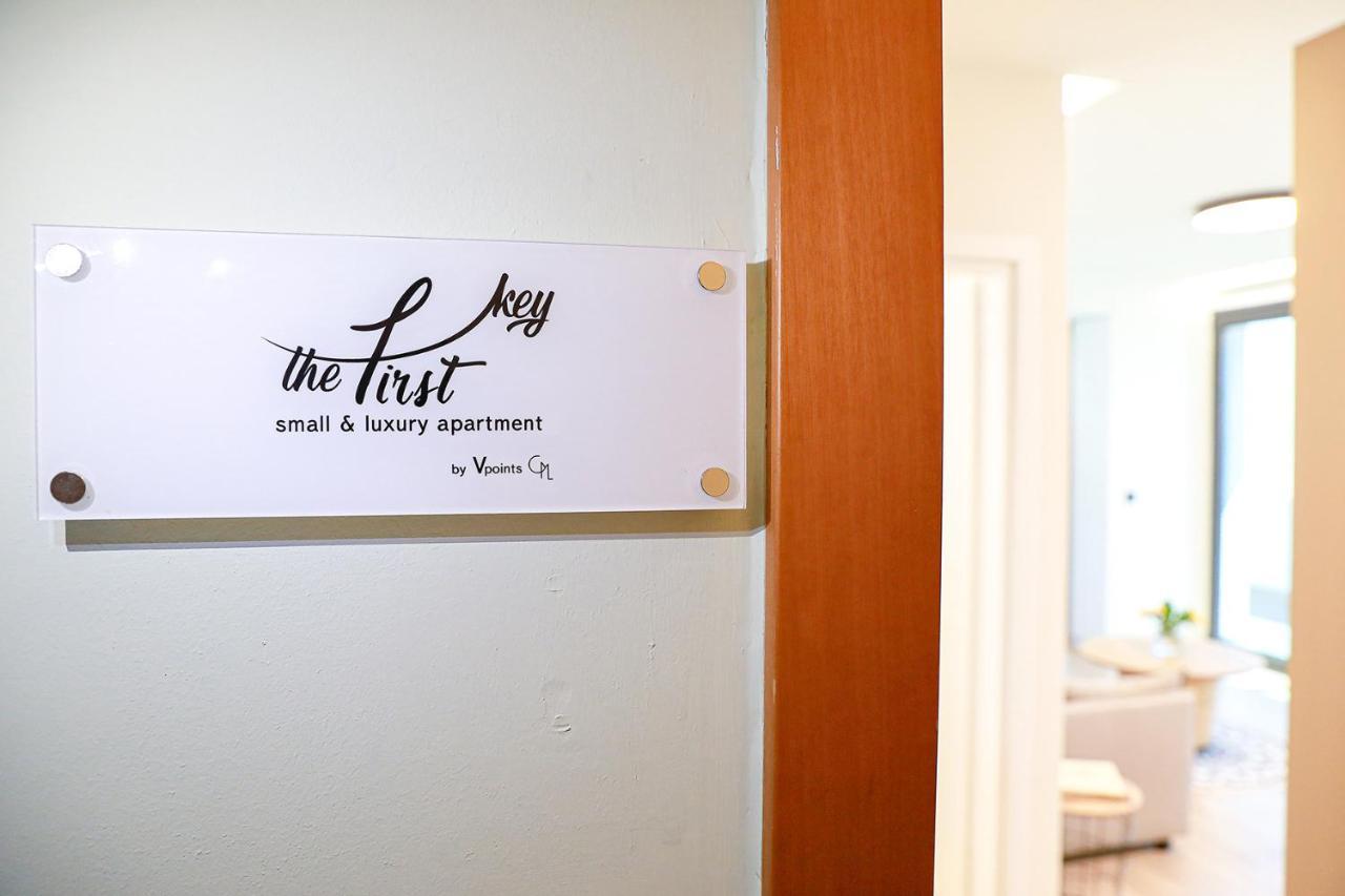 The First Key Luxury & Small Apartment In The Center Of Ксанти Екстериор снимка