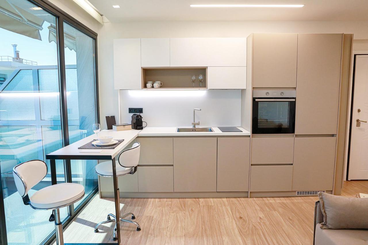 The First Key Luxury & Small Apartment In The Center Of Ксанти Екстериор снимка
