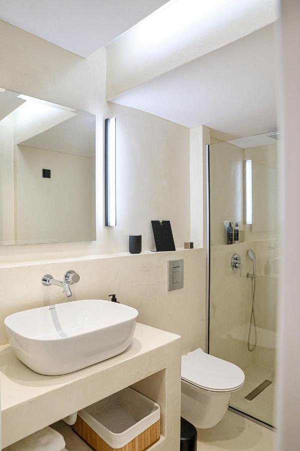 The First Key Luxury & Small Apartment In The Center Of Ксанти Екстериор снимка